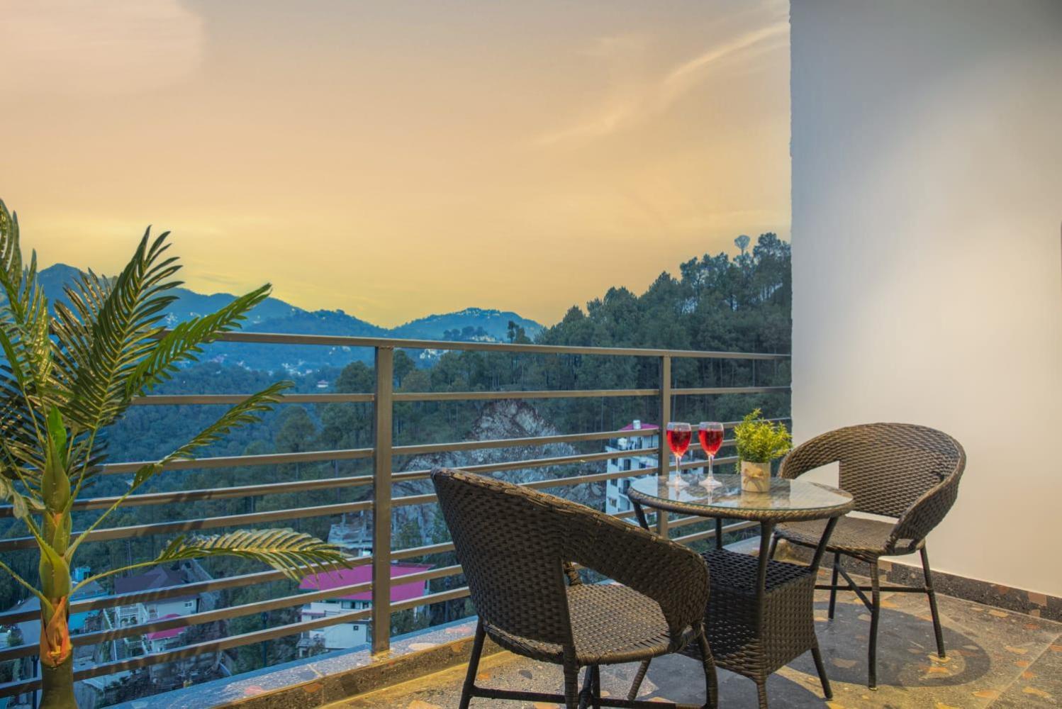 Host Jatin Mountain Crest Kasauli 7Oi827O7O3 Exterior foto